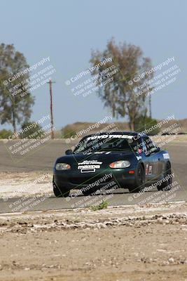 media/May-01-2022-CalClub SCCA (Sun) [[03a481c204]]/Group 5/Qualifying (I5)/